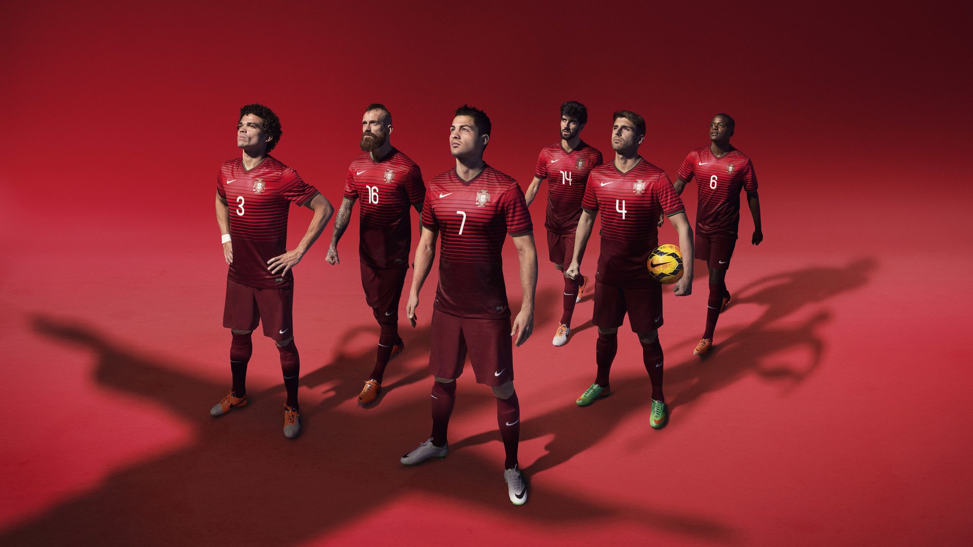 爱游戏体育app网页版下载-未来十年中国足球基础设施投资持续增长，硬件设施迎新高，中国足球产业规模